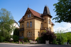 Hufelandstern_Villa-Volke-front_Turm